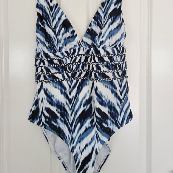 La Blanca One Piece Swimsuits Sz 18W - Picture 1 of 5